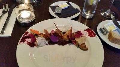 No. 10 Bar & Restaurant