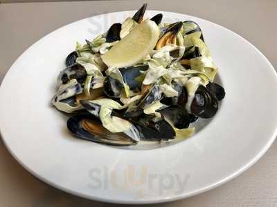 Mussel Inn Seafood Restaurant