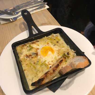 Maison Bleue At Home