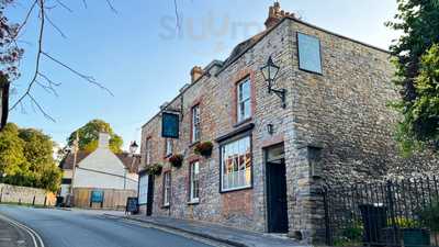 The Blaise Restaurant At Henbury Lodge
