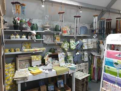 Cameron's Cafe & Deli