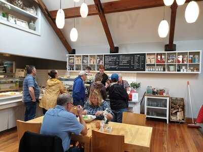 Cameron's Cafe & Deli