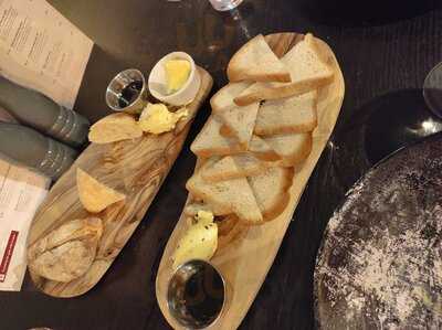 Bo'vine Meats & Wines