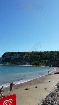 Whitecliff Bay Beach Cafe