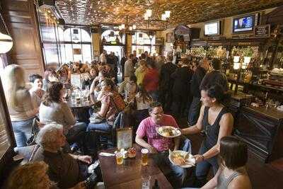 Deacon Brodie's Tavern