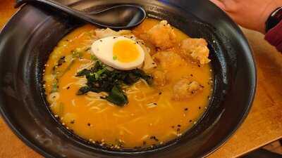 Maki And Ramen Sushi Bar