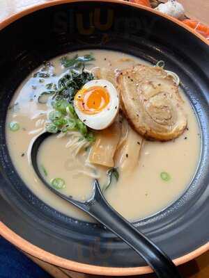 Maki And Ramen Sushi Bar