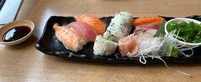 Maki And Ramen Sushi Bar