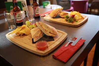 Oakwood Grill Restaurant