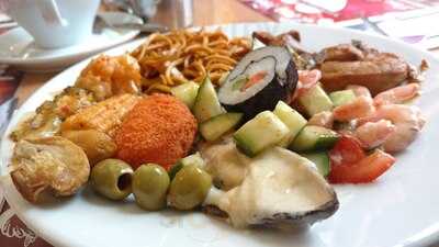 Cook & Indi's World Buffet