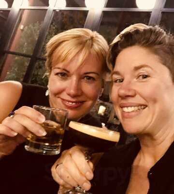 Jamaica Street Stores