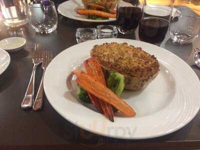 The Leaf At Ham Green