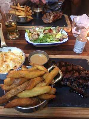 Roxie Steak- Wimbledon