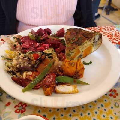 Broughton Delicatessen And Cafe