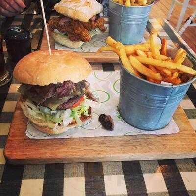 The Hotplate Noshery