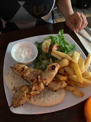 Footlights Bar & Restaurant