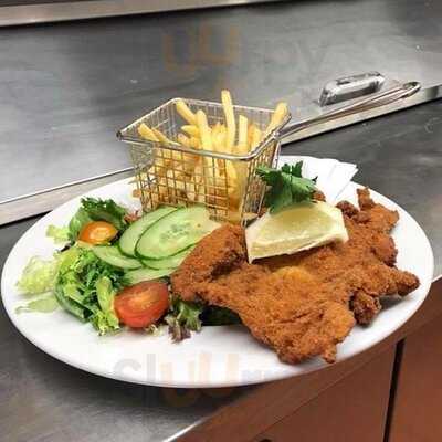 Hungary Twins & Nicky