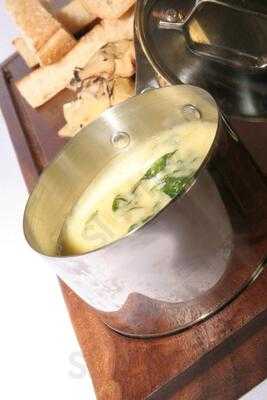 The Spot Kitchen & Bar