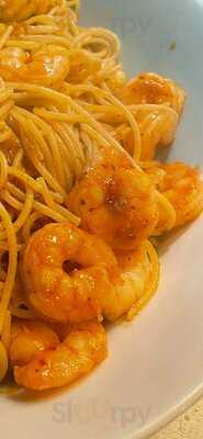 Kastriot's Mediterranean Bar & Grill