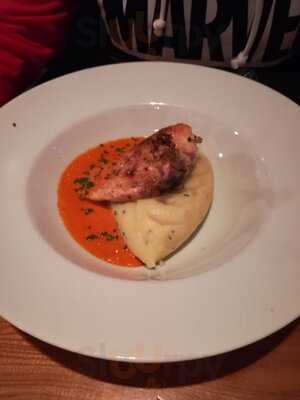 Bath Street Palomino