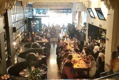 Gusto Restaurant & Bar