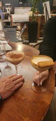 Gusto Restaurant & Bar