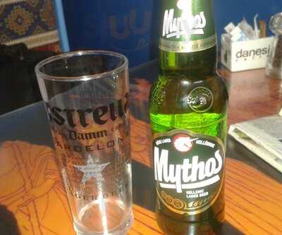 Olly Bongo's Cafe Bistro