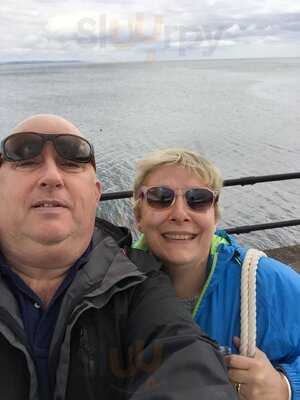 Vincenzo's Pizza House