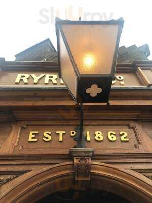 Ryries Bar