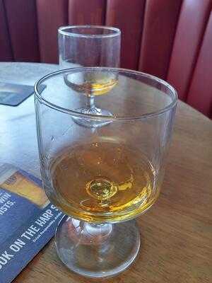 The Laurel Leaf And Bistro 155