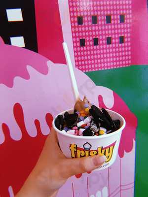 Frisky Froyo