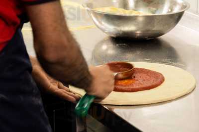 Four Star Pizza East Belfast