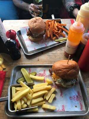 Maggie's Rock N Rodeo