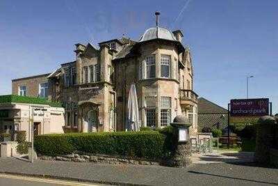 Orchard Park Hotel