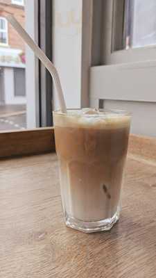 Oliver’s Coffee Bar