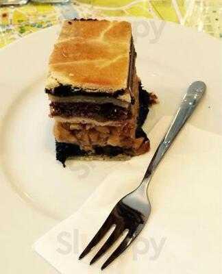 Aron’s Jewish Delicatessen