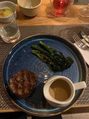 Whiskers Wine Bar & Bistro