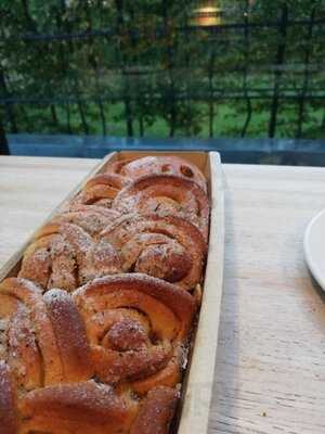 Soderberg, The Meadows - Middle Meadow Walk