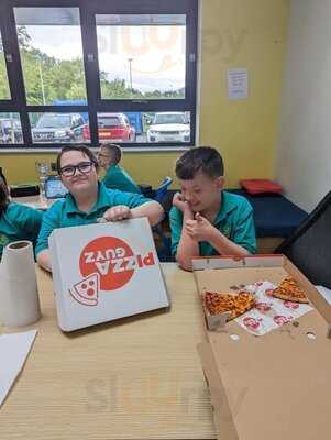 Pizza Guyz (west Belfast)