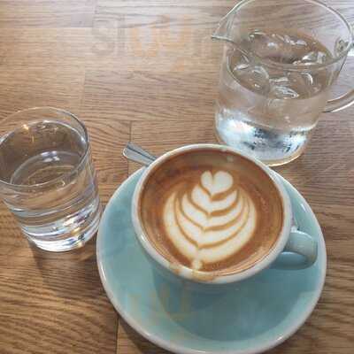 Roundsquare Coffee House