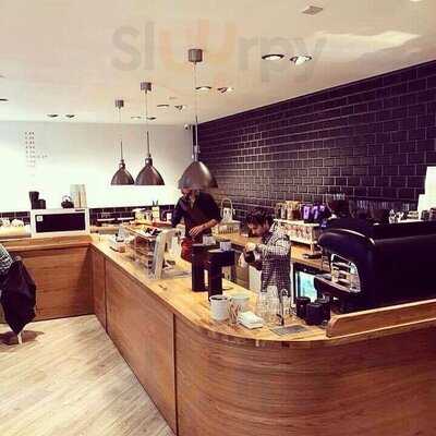 Roundsquare Coffee House