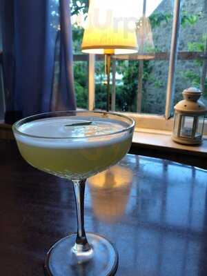 Joseph Pearce Bar & Kitchen