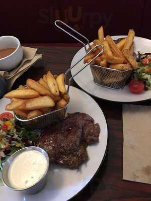 Joseph Pearce Bar & Kitchen