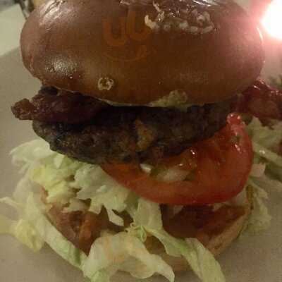 Joseph Pearce Bar & Kitchen