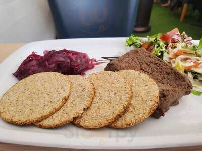 Redstones Hotel - Ev Bar And Restaurant At Redstones