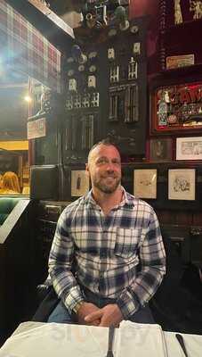 Restaurant At The Canny Man's