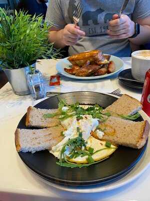 Mimi's Little Bakehouse