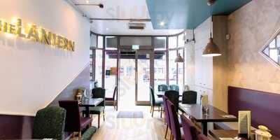 Le Bistro, Salon De The