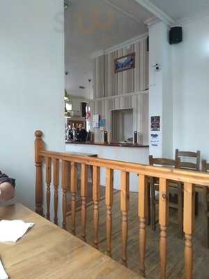 The Albert Lounge Bedminster