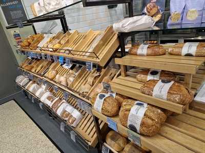 Marks & Spencer Cafe